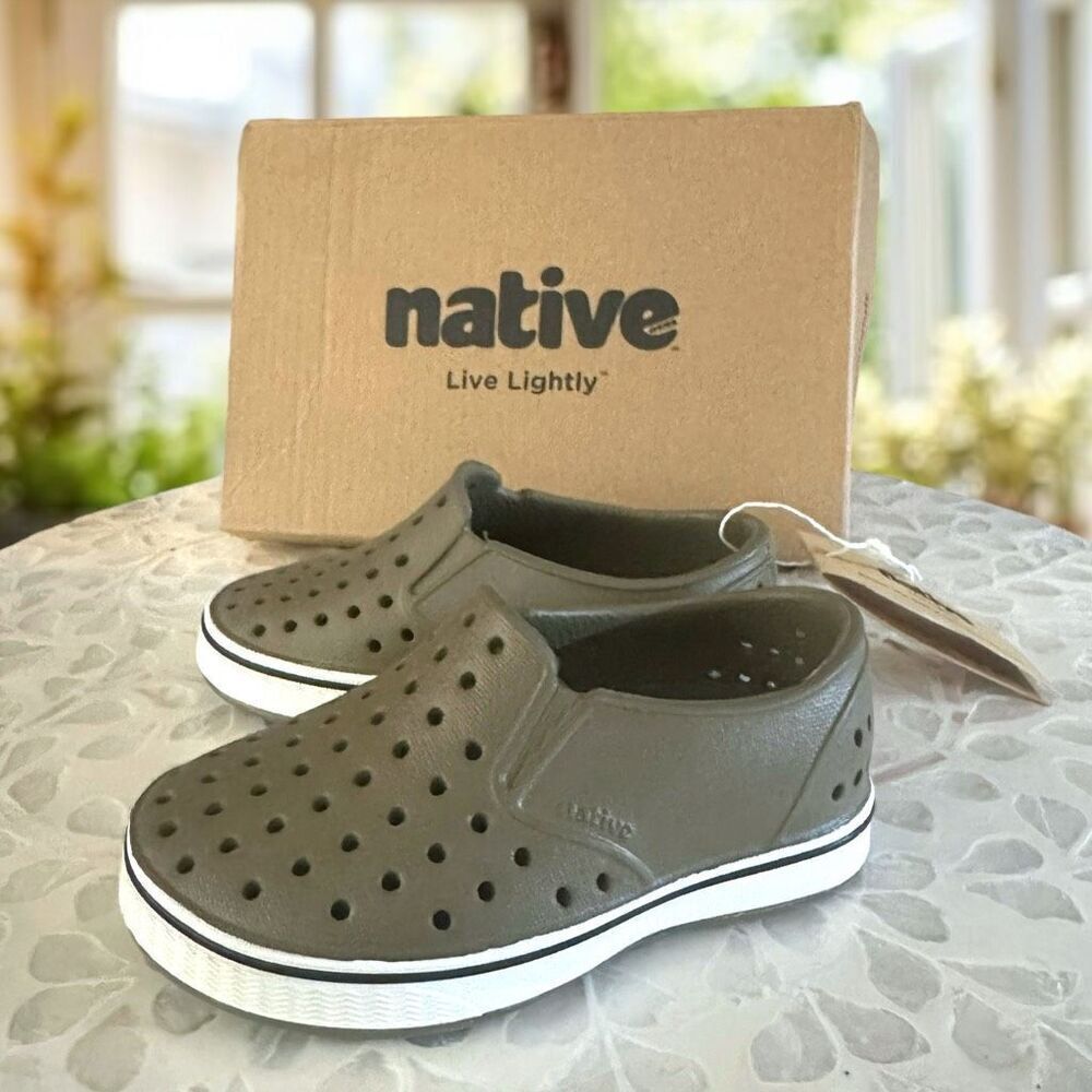 Native Miles Kids Unisex Slip On Play Water Shoes Sneaker Toddler Size 6 - Picture 3 of 10